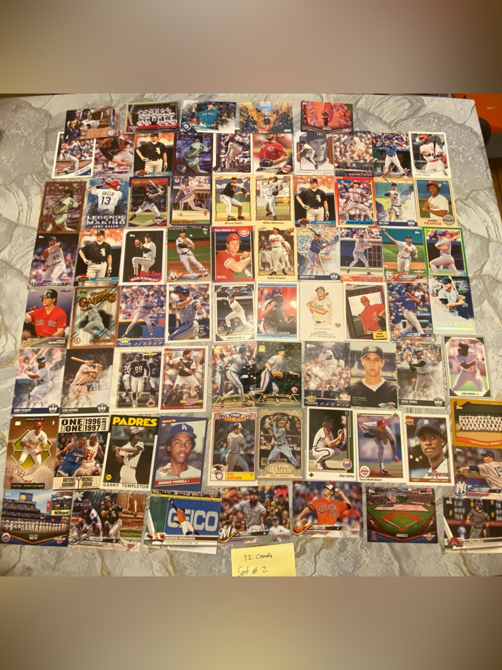 Assorted Baseball Trading Cards Collection - Multi-Color